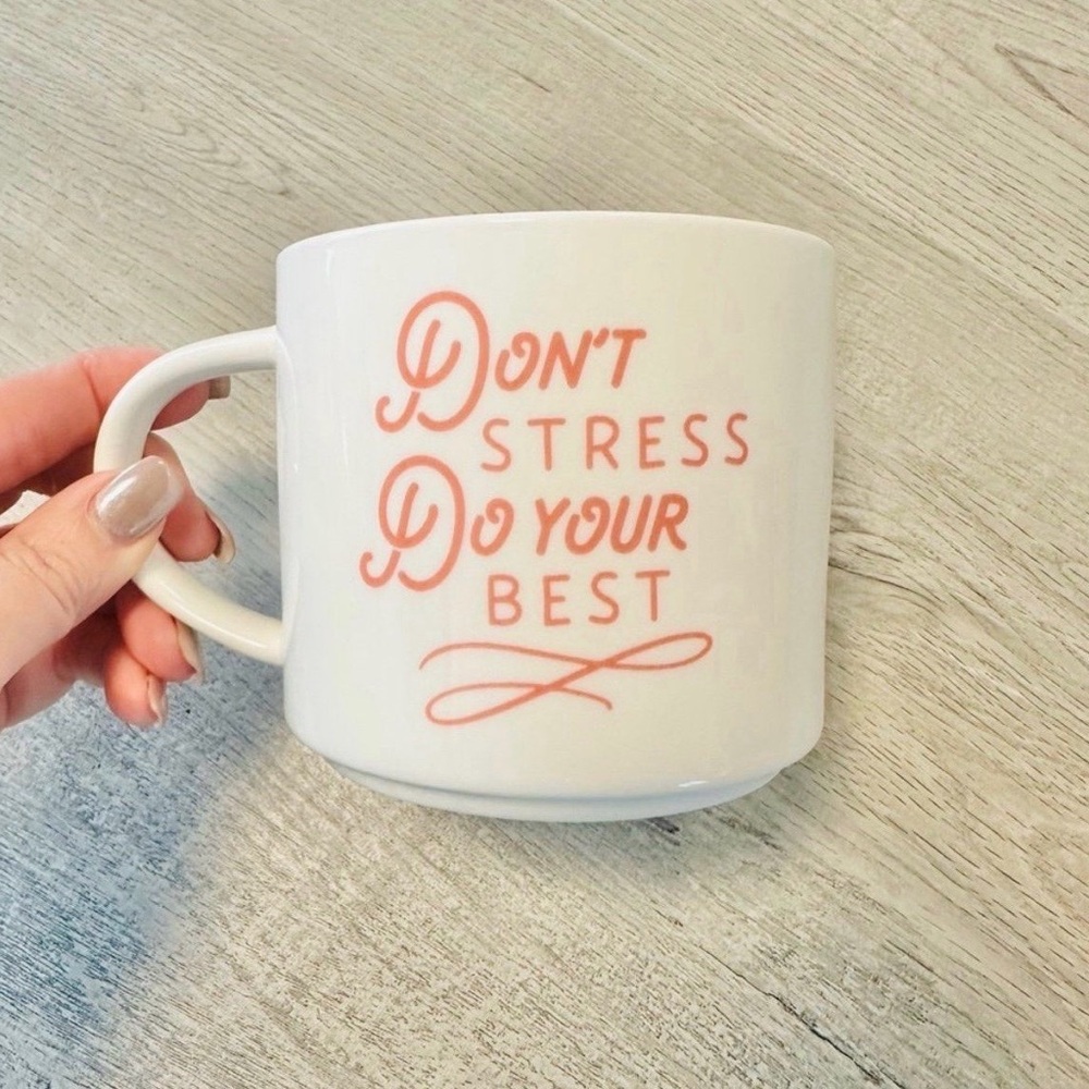 "don't stress do your best" white coffee mug, threshold brand, good condition